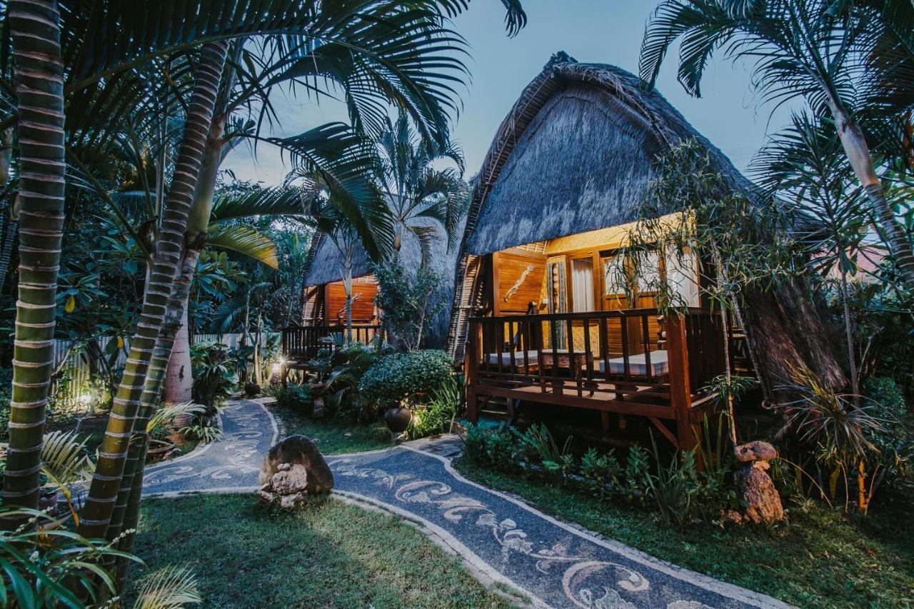Alam Nusa Bungalow Huts & Spa نوسا ليمبونغان المظهر الخارجي الصورة